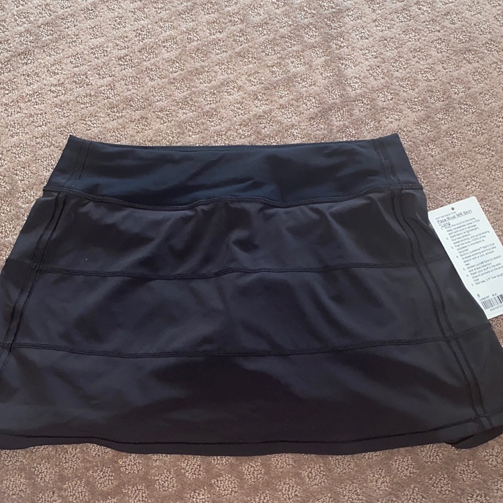 Black Lululemon Skirt Size:8 Long